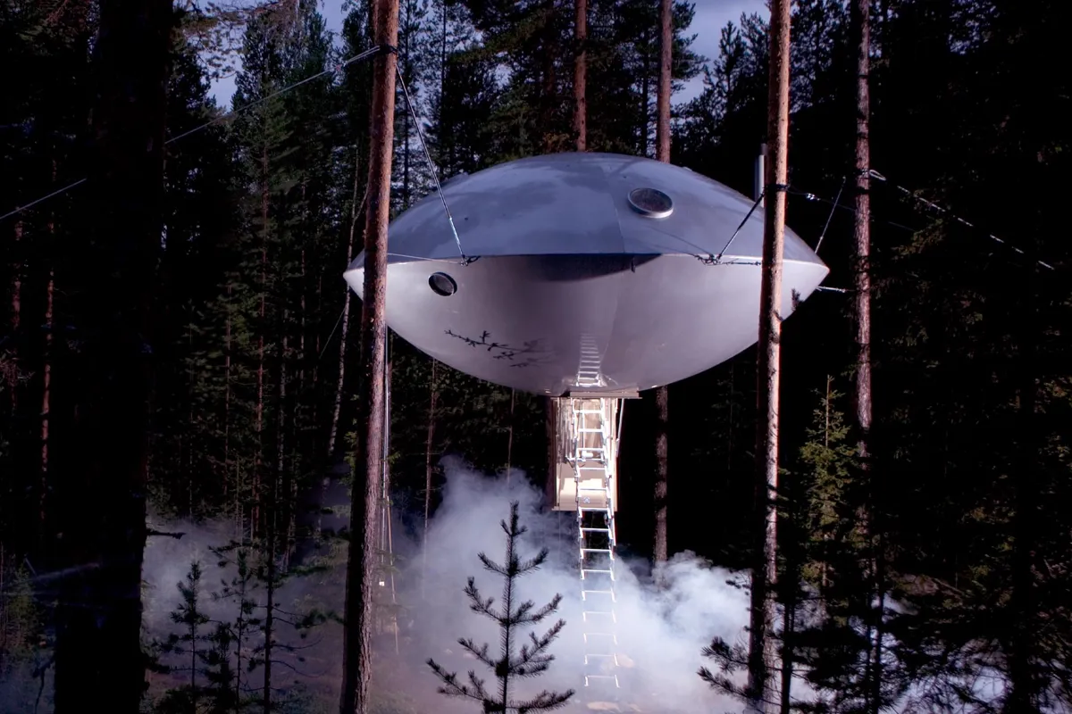 Treehotel.se - The Ufo